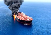 ABD İran Savaşı! İran Devrim Muhafızları, Basra Körfezi’nin kuzeyinde bir ABD petrol tankerini hedef aldıklarını açıkladı.