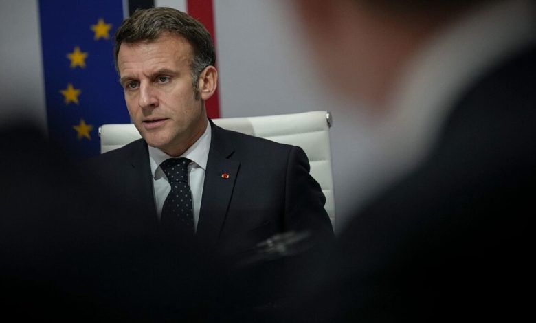 ABD İran Savaşı! Macron’dan Lübnan çağrısı 13 ABD İran Savaşı! Macron, Lübnan’daki gerilimin büyümemesi için Hizbullah’ın İsrail’e saldırılarını durdurması gerektiğini söyledi.