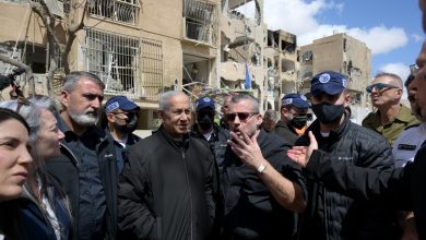 ABD İran Savaşı! Netanyahu: Artık harekete geçme zamanı 1 İsrail Başbakanı Binyamin Netanyahu, Arad’daki saldırı bölgesinden yaptığı açıklamada ABD ile birlikte hareket ettiklerini belirterek diğer ülkelere sürece katılma çağrısı yaptı.