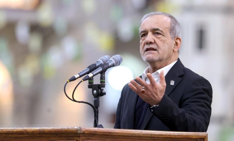 ABD İran Savaşı! İran Cumhurbaşkanı Pezeşkiyan’dan Körfez açıklaması 9 ABD İran Savaşı! İran Cumhurbaşkanı Mesud Pezeşkiyan, Körfez ülkelerine yönelik saldırılarla ilgili sözlerinin yanlış yorumlandığını belirtti.