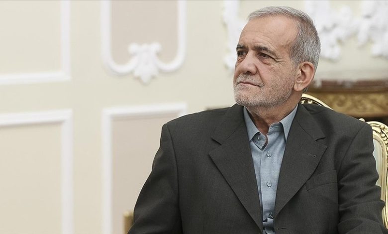 ABD İran Savaşı! İran Cumhurbaşkanı Pezeşkiyan, Türkiye’den özür diledi 20 ABD İran Savaşı! İran Cumhurbaşkanı Mesud Pezeşkiyan, komşu ülkelere düzenlenen saldırılar nedeniyle özür diledi.