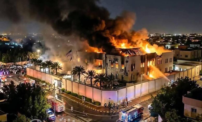 ABD İran Savaşı'nda İran Suudi Arabistan'daki ABD Büyükelçiliği'ni insansız hava araçlarıyla vurdu