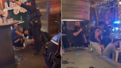 ABD İran Savaşı! ABD'de terör başladı 17 ABD İran Savaşı başlarken Teksas eyaletindeki bir barda silahlı saldırı meydana geldi. Saldırıda en az 3 kişi ölürken çok sayıda kişi de yaralandı