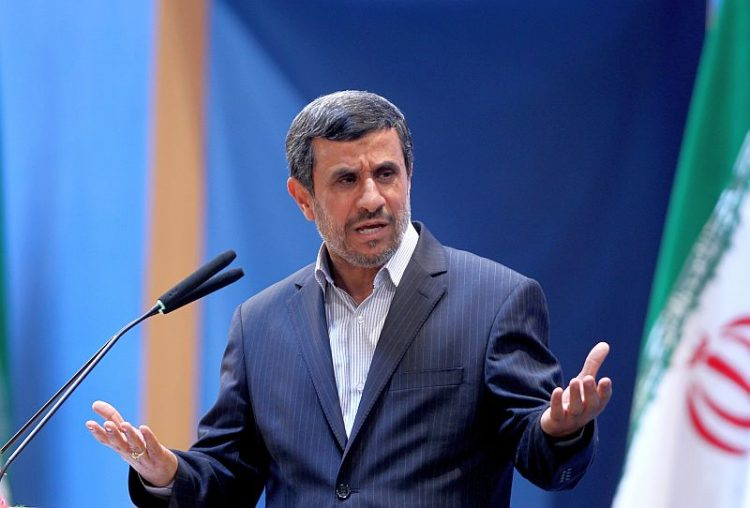 ABD İran Savaşı'nda eski Cumhurbaşkanı Mahmud Ahmedinejad’ın, Tahran’a yönelik hava saldırılarında hayatını kaybettiği öne sürüldü