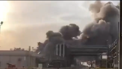 ABD İran Savaşı'nda İran Dışişleri Bakanlığı, Suudi Arabistan’daki petrol rafinerisini kendilerinin vurmadığını açıkladı. Prens Selman ise geri adım attı