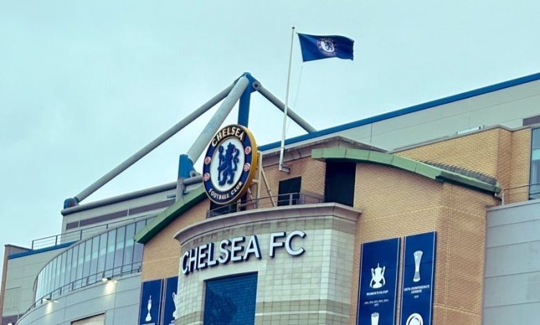 Chelsea'ye transfer cezası 2 Chelsea, 2011 ve 2018 yılları arasında gerçekleşen transferlerde kayıt dışı menajerlere ve üçüncü şahıslara gizli ödemeler nedeniyle ceza aldı