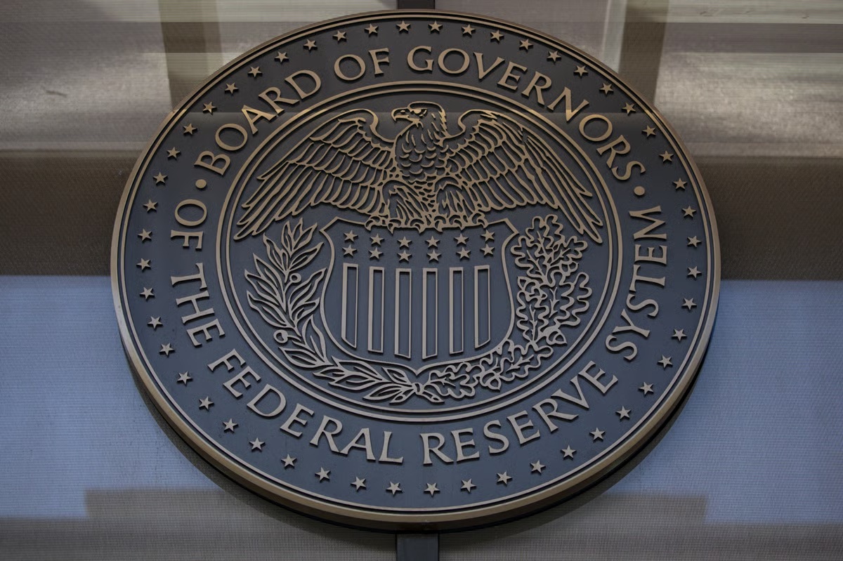 ABD Merkez Bankası (Fed), politika faizini beklentilere paralel şekilde yüzde 3,5-3,75 aralığında sabit tuttu.