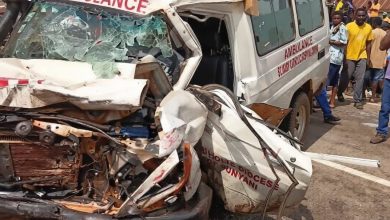 Gana’da korkunç kaza: Ambulans ile otobüs kafa kafaya çarpıştı! 1 Gana’nın Ashanti bölgesinde ambulans ile yolcu otobüsünün kafa kafaya çarpışması sonucu en az 16 kişi hayatını kaybetti.