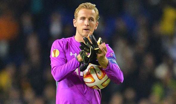 Bayern Münih'de kaleci krizi! Golcü Harry Kane kalede mi olacak? 1 Bayern Münih'te dört kalecinin birden sakatlanmasının ardından daha önce kalecilik tecrübesi olan Harry Kane'in eldivenleri giyeceği iddia ediliyor