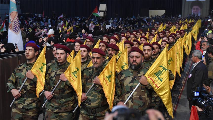 ABD İran Savaşı'na gece saatlerinde dâhil olan Hizbullah, Lübnan'dan İsrail'e 12 füze fırlattı