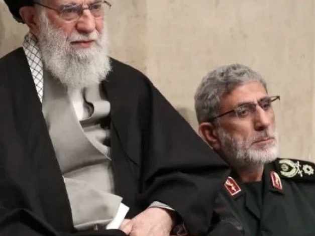 ABD İran Savaşı'nda İranlı komutan İsmail Kani'nin İsrail'in düzenlediği her saldırıda son dakikada toplantıdan erken ayrılması gündeme geldi