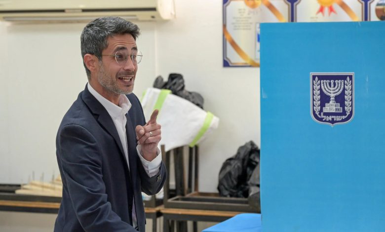 ABD İran Savaşı! Belediye Başkanı: Kent yok oldu 8 ABD İran Savaşı'nda İsrail’in Kiryat Shmona Belediye Başkanı Avichai Stern, kentin yok olduğunu açıkladı