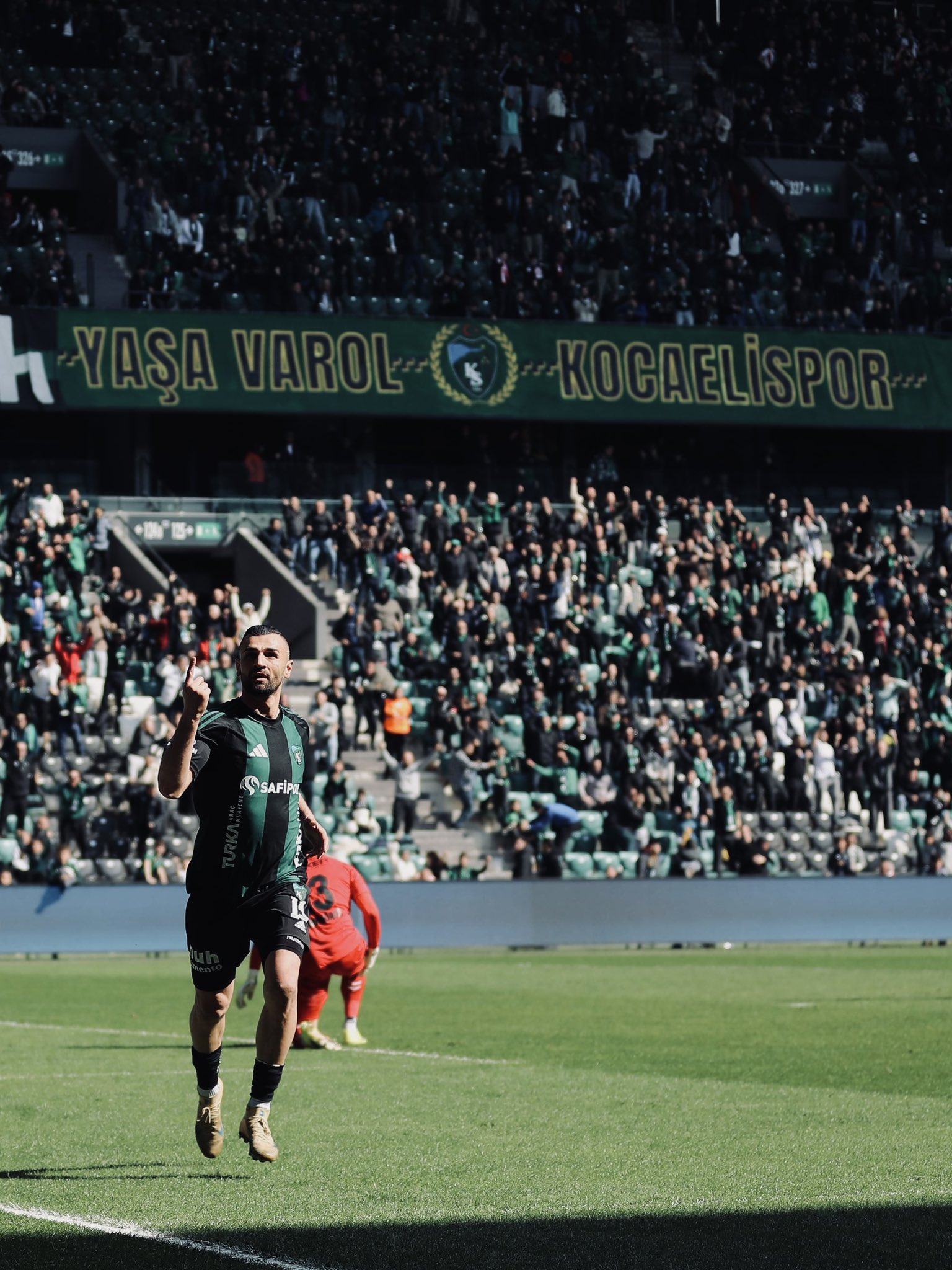 Trendyol Süper Lig’de iki maçını kaybetmesinin ardından çıkışa geçen Kocaelispor, evinde Konyaspor'a 2-1'le boyun eğdi