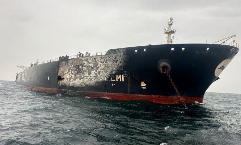 ABD İran Savaşı'nda İran, Dubai açıklarında Kuveyt'e ait tam yüklü bir petrol tankerini vurdu