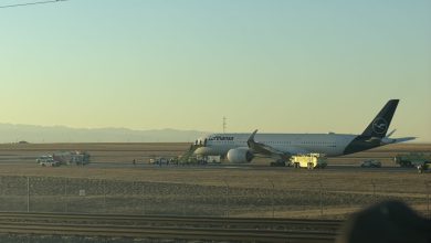 Denver'dan Münih'e gitmek için pistte 320 kilometre hıza ulaşan Lufthansa uçağı, pilotlar tarafından ani bir kararla durduruldu