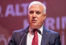 Bursa Cumhuriyet Başsavcılığı’nın yürüttüğü soruşturmada, Bursa Büyükşehir Belediye Başkanı Mustafa Bozbey’in de aralarında bulunduğu 55 şüpheli gözaltına alındı.