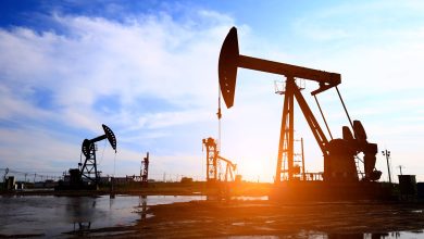 ABD İran Savaşı! Dünya petrol kriziyle karşı karşıya 12 ABD İran Savaşı sonrası yüzde 10 artan varil başına petrolün 100 dolara ulaşması bekleniyor. ABD ve dünya yeni bir enerji kriziyle karşı karşıya