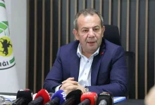 Bolu Belediyesi’ne yönelik yürütülen “irtikap” soruşturmasında tutuklanan Belediye Başkanı Tanju Özcan hakkında idari karar alındı.