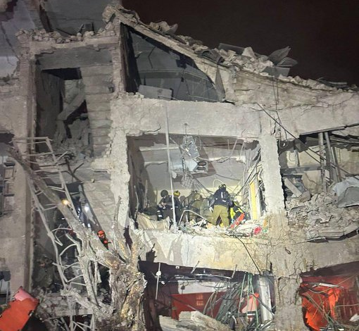 ABD İran Savaşı! İsrailli gazeteci: ABD ve İsrail kaybetti 11 ABD İran Savaşı ile ilgili olarak İsrail'in önemli gazetecilerinden Alon Mizrahi, ABD ve İsrail'in savaşı çoktan kaybettiğini yazdı