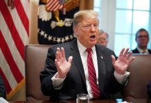 ABD İran Savaşı ile ilgili başkan Donald Trump, canlı yayında Fox News'un kadın spikerine iltifatlar yağdırdı