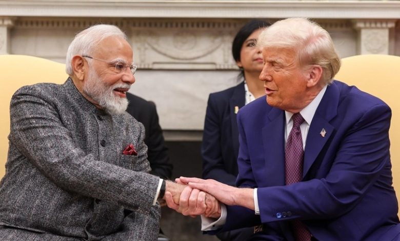 Trump’tan geri adım! ABD, Hindistan’dan Rus petrolü almasını istedi 19 İran savaşı ve Hürmüz Boğazı’nın kapanmasıyla petrol fiyatları yükselirken, Trump Hindistan’dan bu kez Rus petrolü satın almasını istedi.