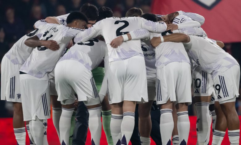 İngiltere Premier Lig'de Manchester United, Bournemouth deplasmanında 2-2 berabere kalarak üçüncü sıradaki yerini korudu