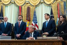 ABD İran Savaşı! ABD basını, Başkan Donald Trump’ın Steve Witkoff ve Jared Kushner’in İran’la planlanan temaslar kapsamında Pakistan’a yapacağı ziyareti iptal ettiğini yazdı.