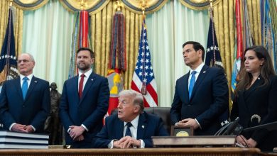 ABD İran Savaşı! ABD basını, Başkan Donald Trump’ın Steve Witkoff ve Jared Kushner’in İran’la planlanan temaslar kapsamında Pakistan’a yapacağı ziyareti iptal ettiğini yazdı.