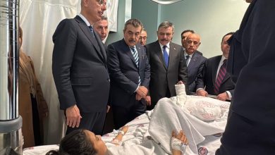 Kahramanmaraş'ta tablo ağırlaşıyor 2 İçişleri Bakanı Mustafa Çiftçi, Kahramanmaraş'taki okul saldırısında 9 kişinin hayatını kaybettiğini, 3 kişinin ise yoğun bakımda olduğunu açıkladı