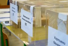 Bulgaristan’da siyaset, son yıllardaki dalgalı tablonun ardından bugün yeniden seçmenin kararına bırakıldı.