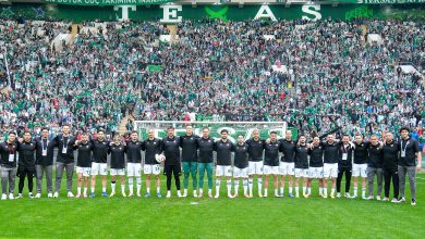 Nesine 2. Lig Kırmızı Grup'ta lider Bursaspor, 33. hafta karşılaşmasında evinde Somaspor'u 5-1 yenerek 1. Lig'e yükseldi