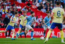 İngiltere Federasyon Kupası yarı finalinde Manchester City, Wembley'de 2-1'le elediği Southampton'ın 20 maçlık yenilmezliğine son verdi