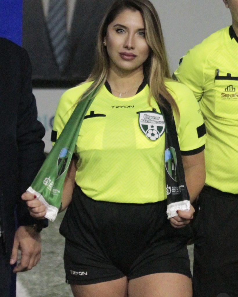 Eski hakem Elif Karaarslan gözaltında! 1 elifkaraarslan