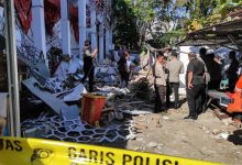 Maluku Denizi açıklarında meydana gelen 7.4 büyüklüğündeki deprem, Endonezya’da paniğe yol açtı.