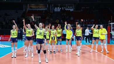 Fenerbahçe Medicana finale yükseldi 1 Voleybol Vodafone Sultanlar Ligi play-off maçında Fenerbahçe Medicana, Zeren Spor'u yine yenerek finalist oldu
