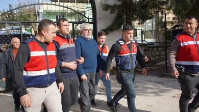 Jet Fadıl lakaplı Fadıl Akgündüz, dolandırıcılıktan aldığı 2 bin 504 yıl hapis cezasının ardından ilk kez görüntülendi