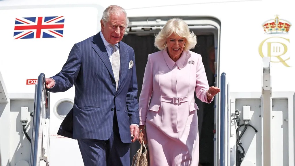 İngiltere Kralı 3’üncü Charles ve Kraliçe Camilla, ABD ile İngiltere arasındaki ilişkileri öne çıkaran dört günlük resmi ziyaret için Washington’a gitti. 