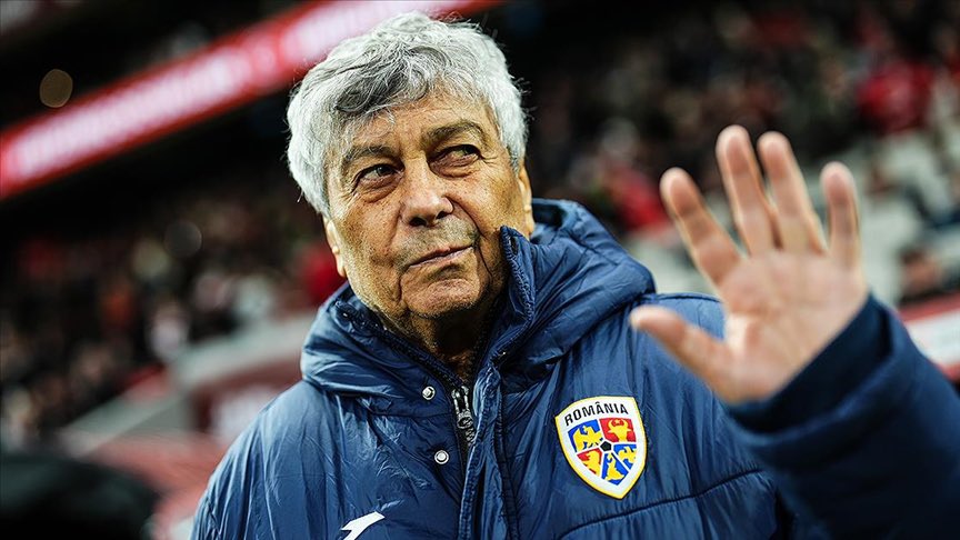 Sağlık durumu cumartesiyi pazara bağlayan gece yeniden kötüleşen ünlü teknik direktör Mircea Lucescu yoğun bakıma alındı