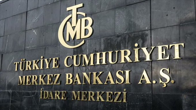 Türkiye Cumhuriyet Merkez Bankası, piyasaların merakla beklediği kritik faiz kararını açıkladı. TCMB, politika faizini yüzde 37'de sabit tuttu.
