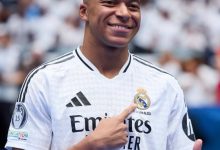 Real Madrid'in 2024'te Paris Saint Germain ile sözleşmesinin sona ermesinin ardından transfer ettiği Kylian Mbappe'ye taraftarlardan tepki
