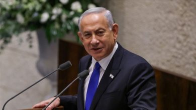 Netanyahu’dan ateşkes açıklaması! 11 İsrail Başbakanı Binyamin Netanyahu, Lübnan ile 10 günlük geçici ateşkesi kabul ettiklerini duyurdu ancak sahadaki askeri varlığın süreceğini açıkça ilan etti.