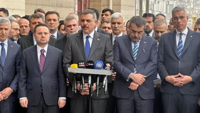 Okul saldırılarının ardından güvenlik toplantısı kararı 1 Okullardaki güvenlik önlemleri için İçişleri Bakanı Çiftçi ile Milli Eğitim Bakanı Tekin’in katılımıyla yarın çevrim içi toplantı düzenlenecek.