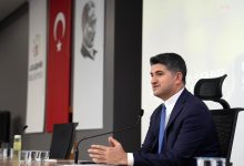 Belediye Başkanı Onursal Adıgüzel’in de bulunduğu 19 şüpheli tutuklanırken, 1 şüpheli adli kontrol şartıyla serbest bırakıldı.