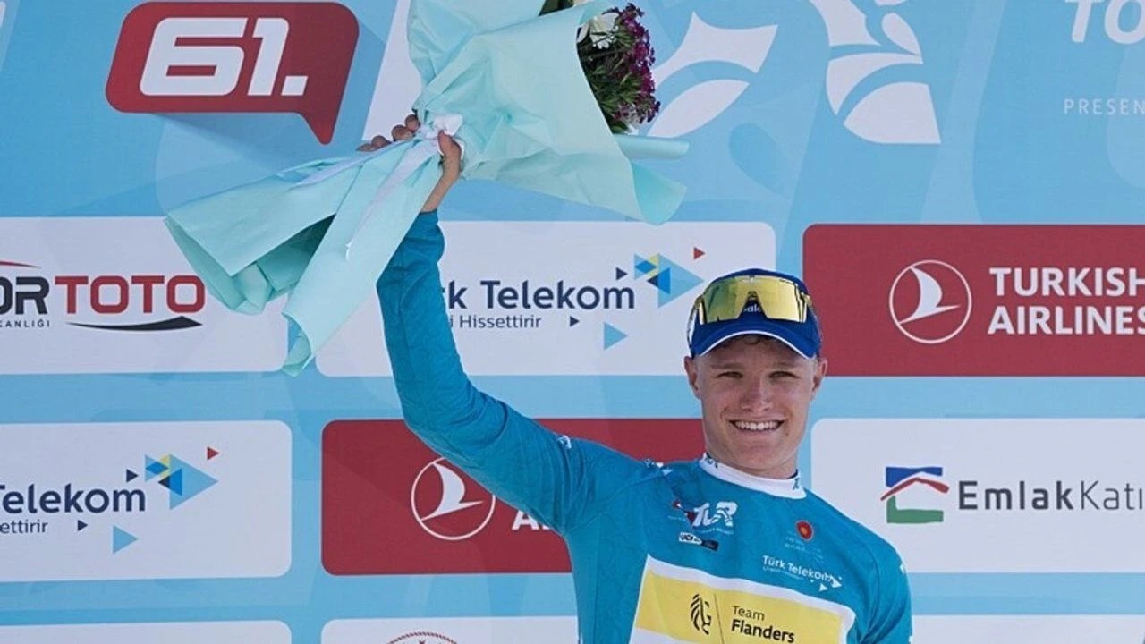 Cumhurbaşkanlığı Türkiye Bisiklet Turu’nun Aydın-Marmaris etabında kazanan yine Tom Crabbe oldu.