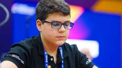 Yağız Kaan Erdoğmuş dünya rekoru kırdı 6 Satrançta sporcumuz Yağız Kaan Erdoğmuş, Türk satranç tarihinin en yüksek seviyesine ulaşarak gururlandırdı