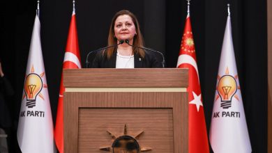 CHP'den AK Parti'ye geçen Afyonkarahisar Belediye Başkanı Burcu Köksal, kente dönüşünde halka seslendi
