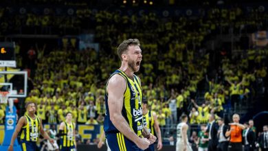 EuroLeague çeyrek finalinde Fenerbahçe Beko, Zalgiris Kaunas'ı uzatmada yenerek adını son şampiyonu olduğu turnuvada Final Four'a taşıdı