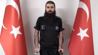 Kırmızı bültenle aranan 10 deaş’lı Suriye’de yakalandı. Şüphelilerden birinin Ankara Gar saldırısıyla bağlantılı olduğu belirtildi.