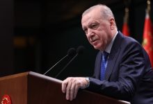 Cumhurbaşkanı Recep Tayyip Erdoğan, Kabine Toplantısı’nın ardından yaptığı açıklamada Kurban Bayramı tatilinin 9 güne çıkarıldığını duyurdu.