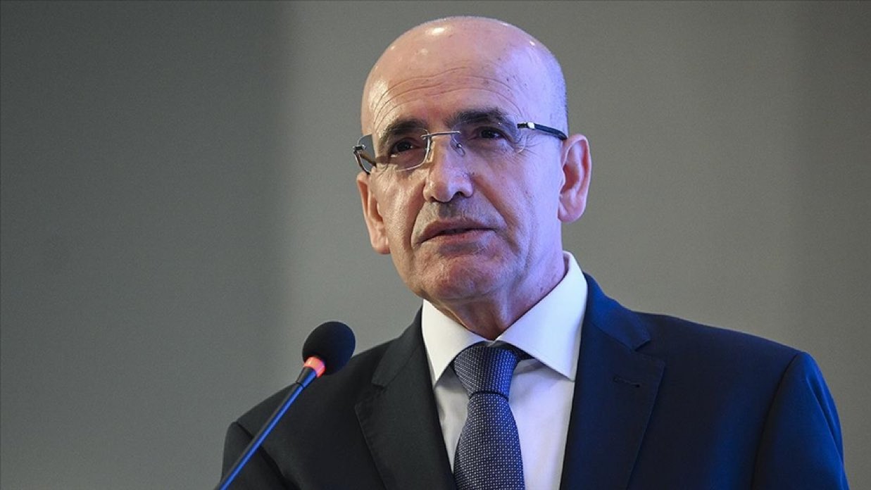 Hazine ve Maliye Bakanı Mehmet Şimşek, sporcuların toplam 5 milyar liralık kazançlarını beyan dışı bıraktıklarını tespit ettiklerini açıkladı